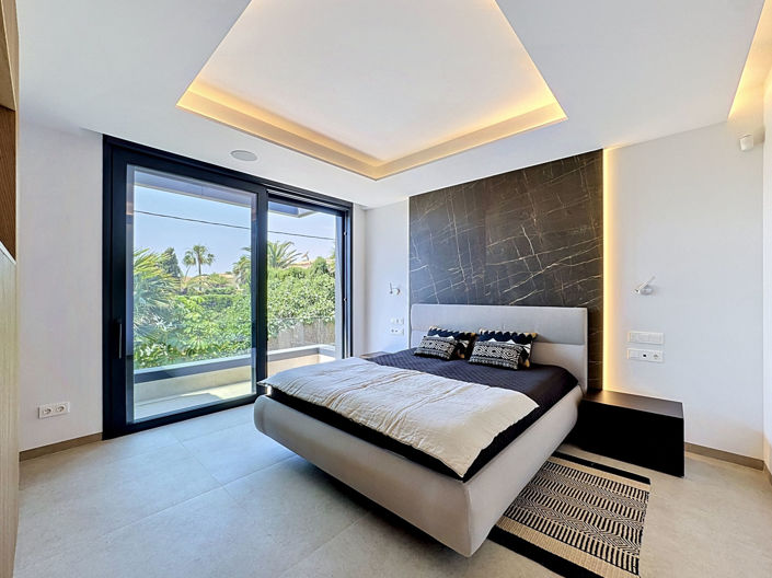 Image No.28-4 Bed Villa for sale