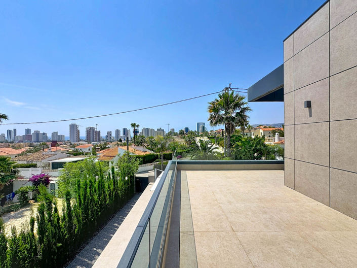 Image No.43-4 Bed Villa for sale