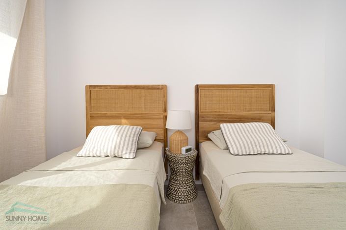 Image No.20-2 Bed Apartment for sale