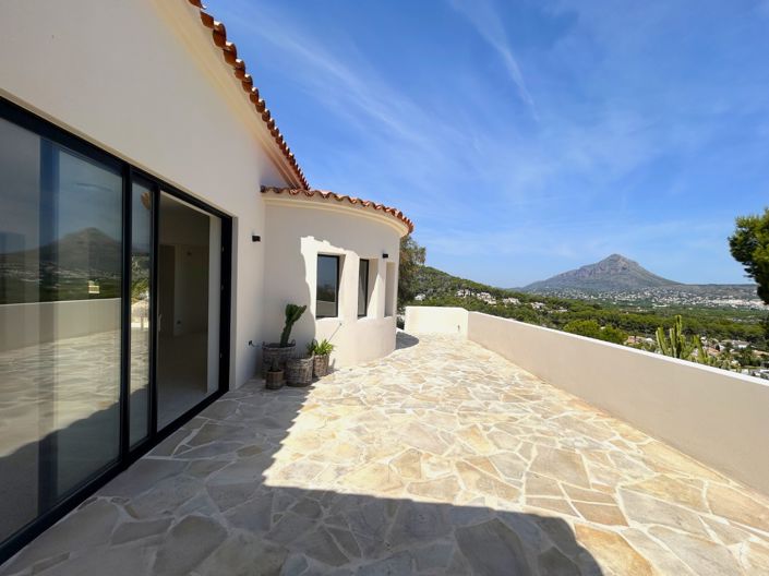 Image No.2-Villa de 7 chambres à vendre à Javea