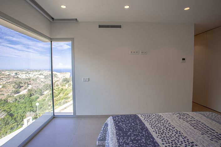 Image No.11-4 Bed Villa for sale