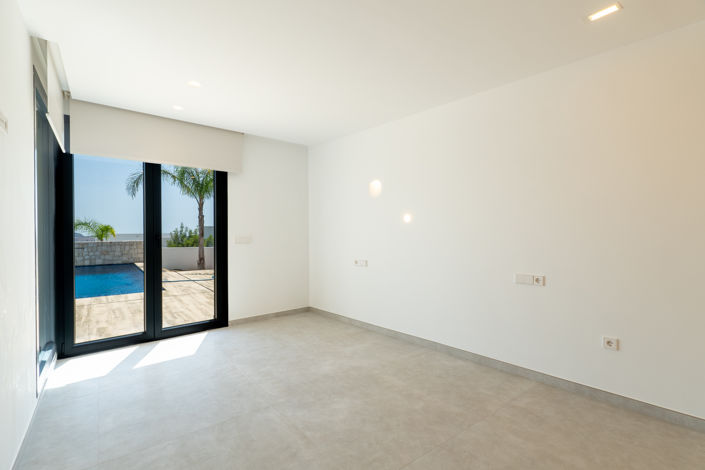 Image No.16-3 Bed Villa for sale
