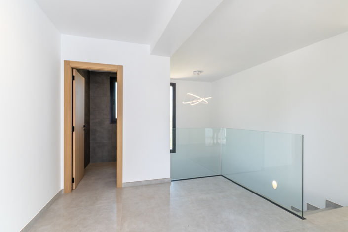 Image No.19-3 Bed Villa for sale