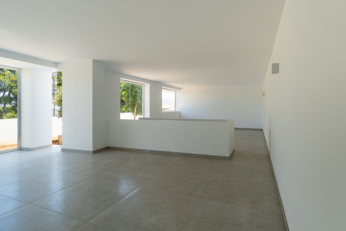 Image No.33-3 Bed Villa for sale