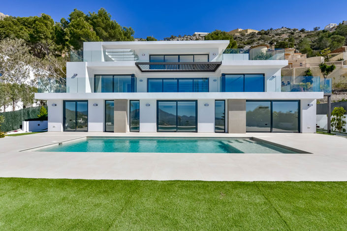 Image No.3-5 Bed Villa for sale