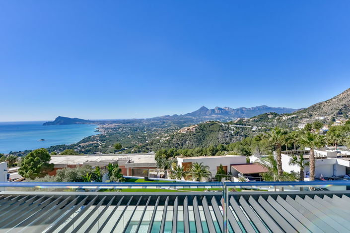 Image No.36-5 Bed Villa for sale