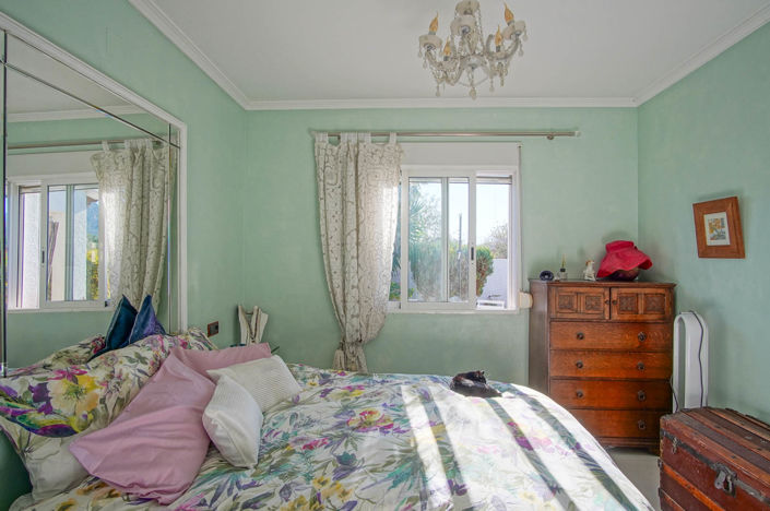 Image No.17-3 Bed Villa for sale