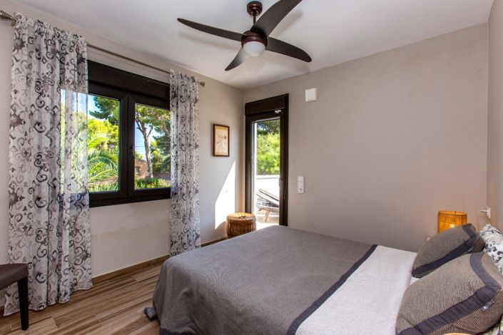 Image No.27-4 Bed Villa for sale