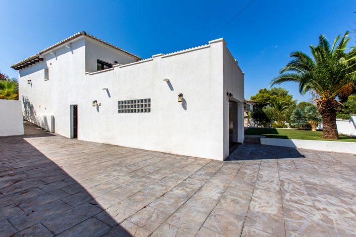 Image No.47-4 Bed Villa for sale
