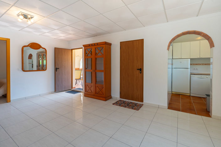 Image No.28-5 Bed Villa for sale