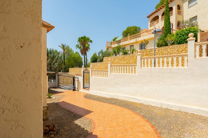 Image No.35-5 Bed Villa for sale