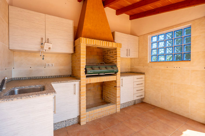 Image No.8-5 Bed Villa for sale
