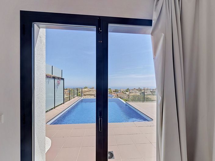 Image No.33-5 Bed Villa for sale