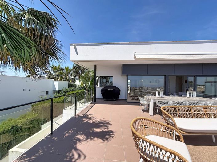 Image No.38-5 Bed Villa for sale
