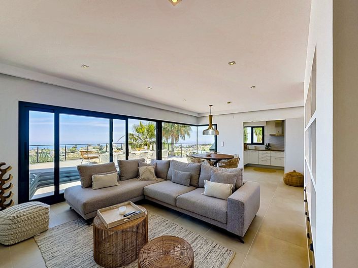 Image No.4-5 Bed Villa for sale