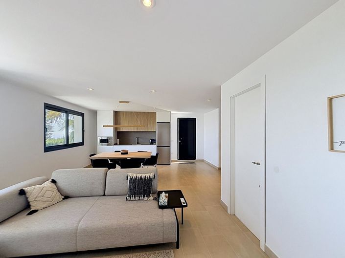 Image No.44-5 Bed Villa for sale