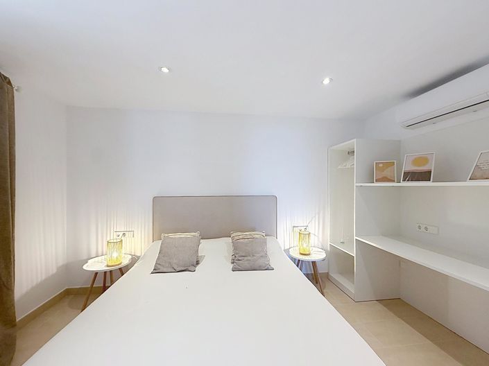 Image No.47-5 Bed Villa for sale