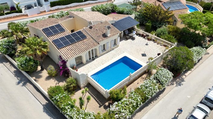 Image No.2-3 Bed Villa for sale