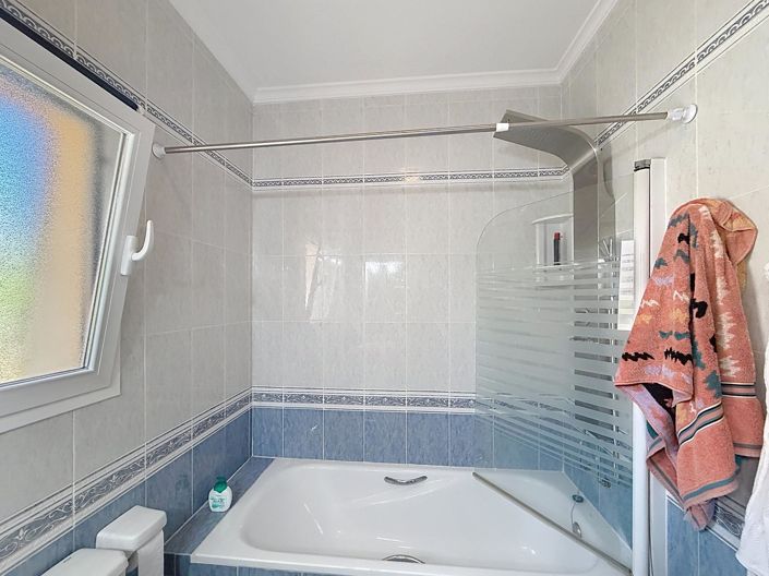 Image No.28-3 Bed Villa for sale