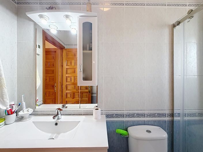 Image No.33-3 Bed Villa for sale