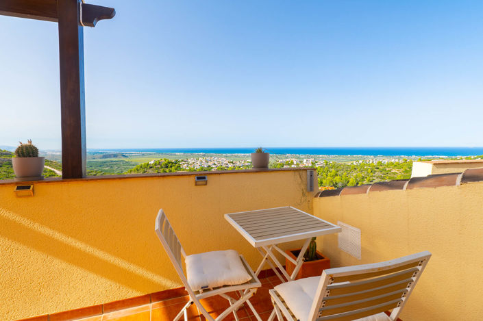 Image No.20-3 Bed Apartment for sale