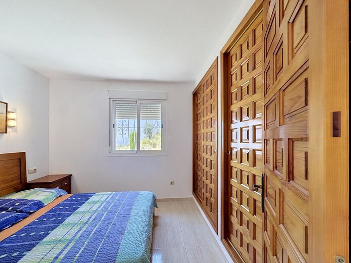 Image No.22-3 Bed Apartment for sale
