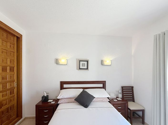 Image No.17-4 Bed Villa for sale