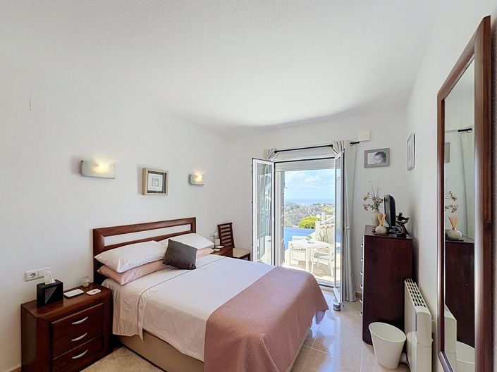 Image No.18-4 Bed Villa for sale