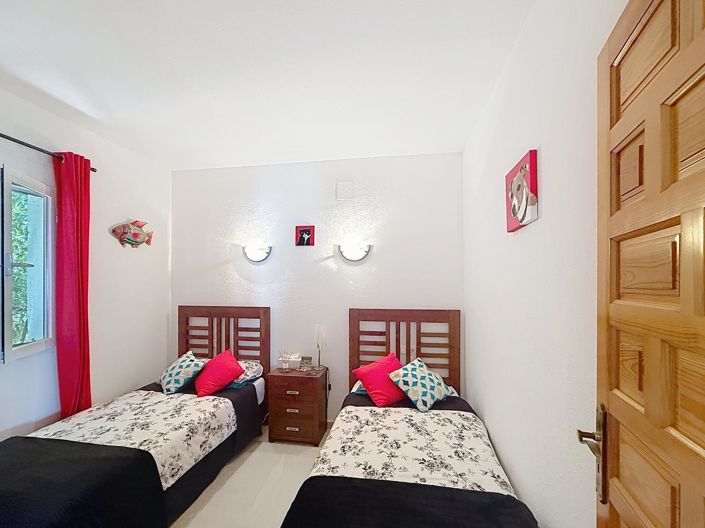 Image No.24-4 Bed Villa for sale