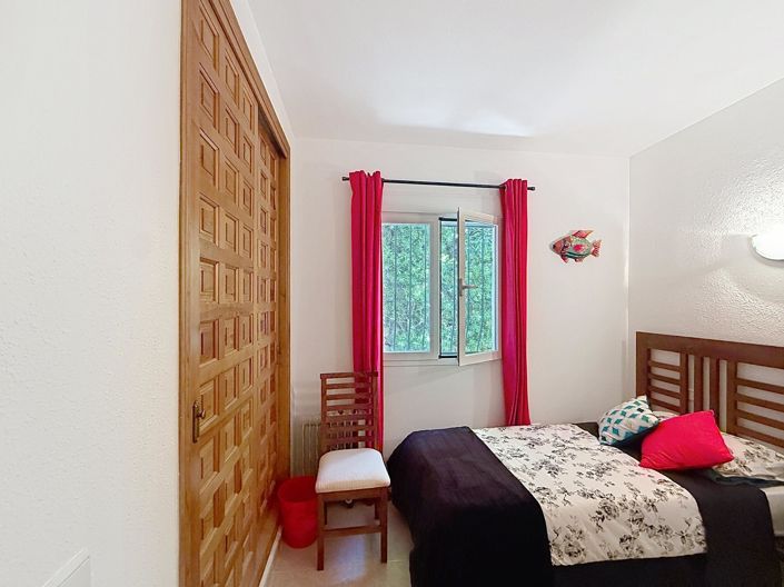 Image No.25-4 Bed Villa for sale