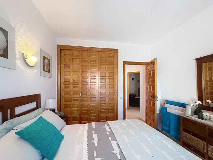 Image No.32-4 Bed Villa for sale