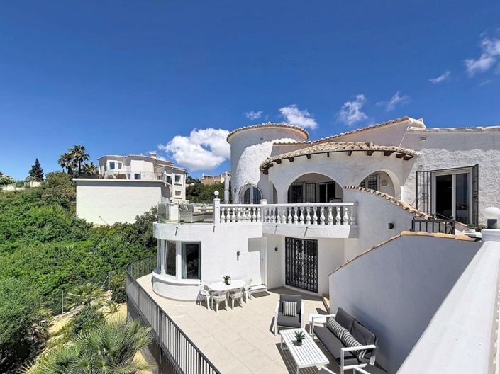 Image No.37-4 Bed Villa for sale