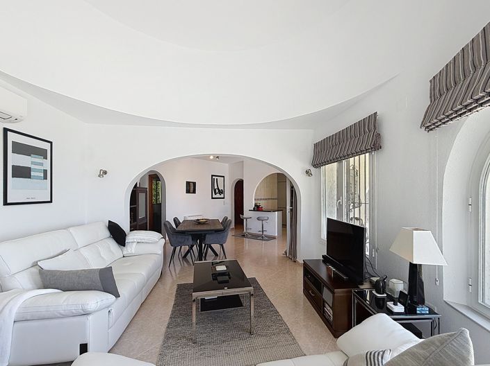 Image No.9-4 Bed Villa for sale