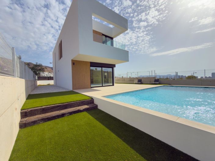 Image No.26-4 Bed Villa for sale