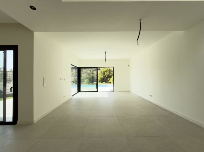 Image No.38-4 Bed Villa for sale
