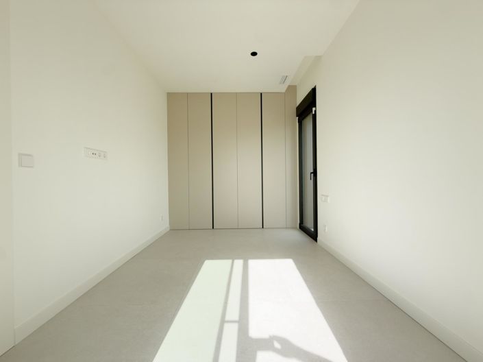 Image No.41-4 Bed Villa for sale