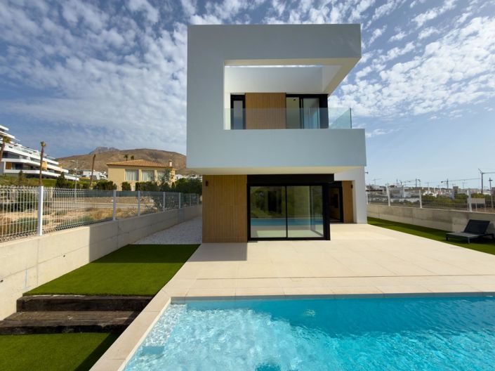 Image No.20-3 Bed Villa for sale