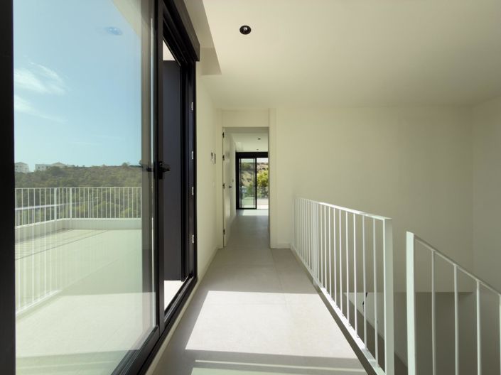 Image No.41-3 Bed Villa for sale