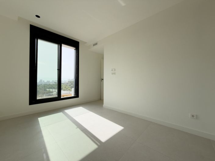 Image No.44-3 Bed Villa for sale