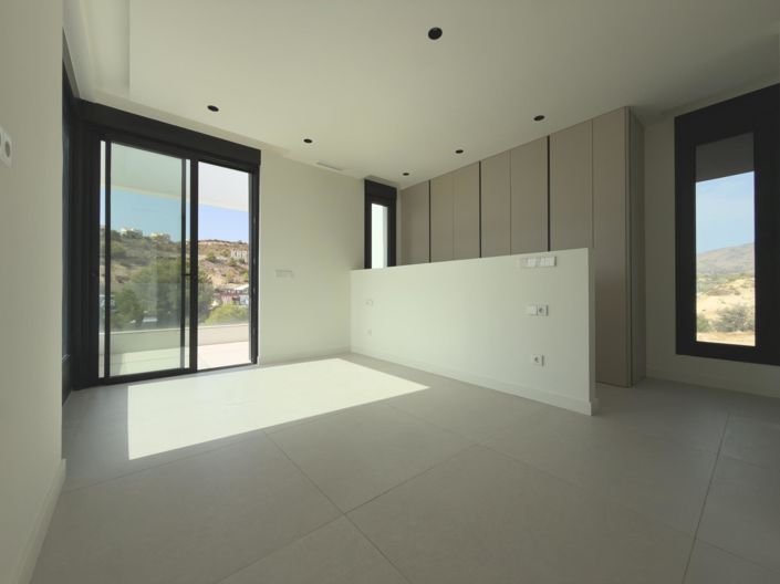 Image No.45-3 Bed Villa for sale