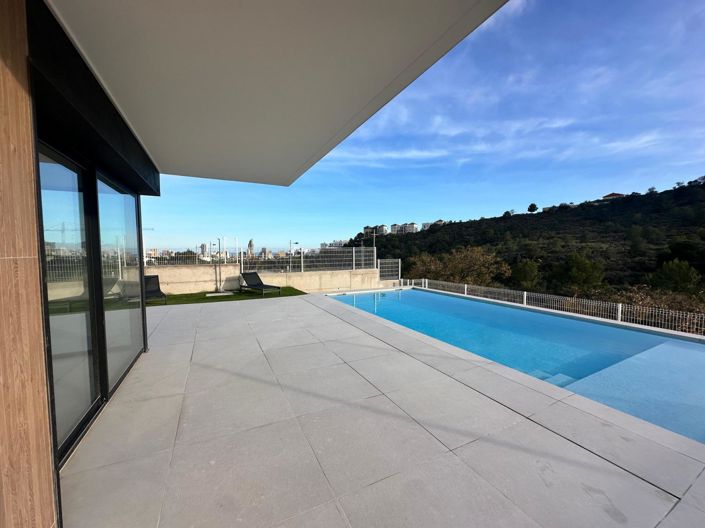 Image No.7-3 Bed Villa for sale