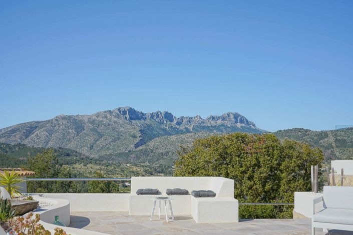 Image No.30-5 Bed Villa for sale
