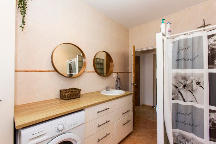 Image No.26-3 Bed Villa for sale
