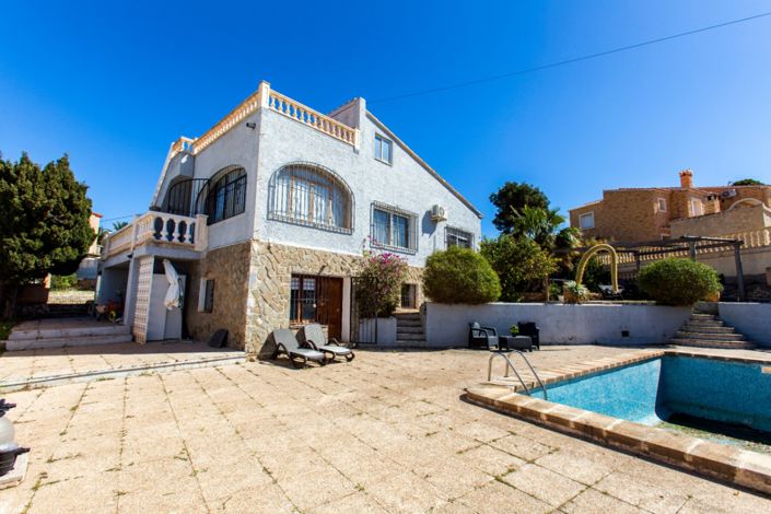 Image No.3-3 Bed Villa for sale