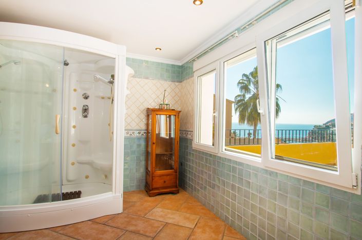 Image No.20-5 Bed Villa for sale