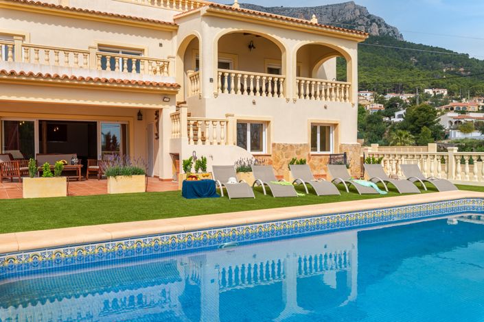 Image No.3-6 Bed Villa for sale