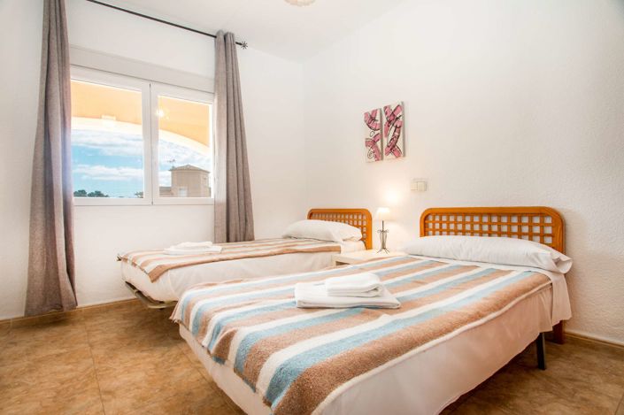 Image No.12-12 Bed Villa for sale