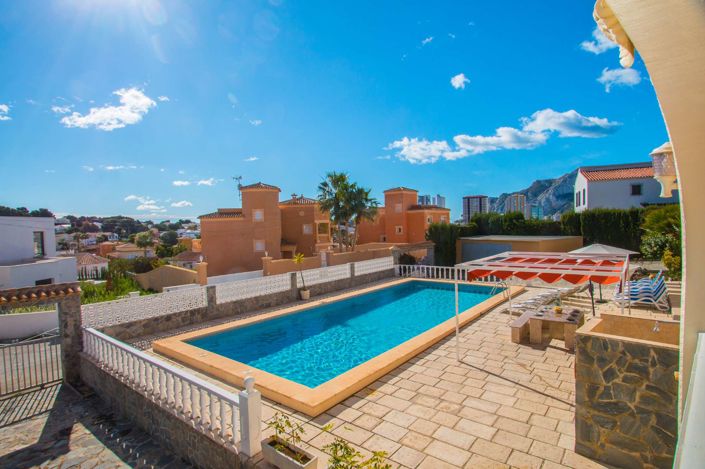 Image No.32-12 Bed Villa for sale