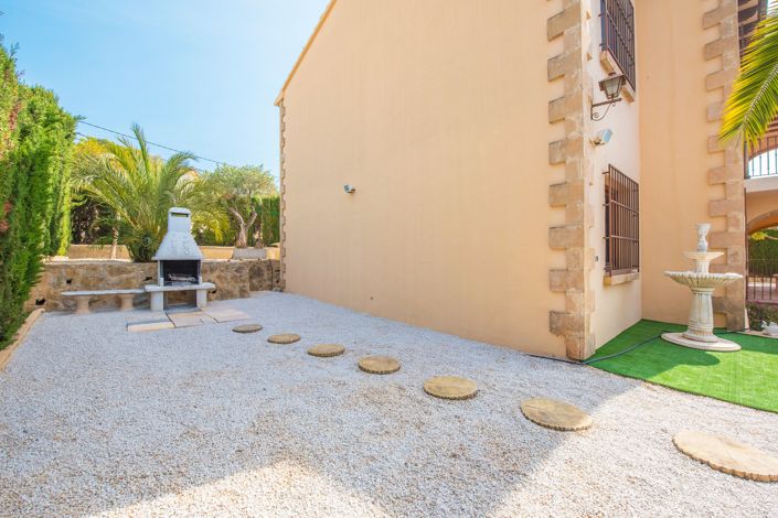 Image No.11-4 Bed Villa for sale