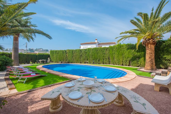 Image No.6-4 Bed Villa for sale